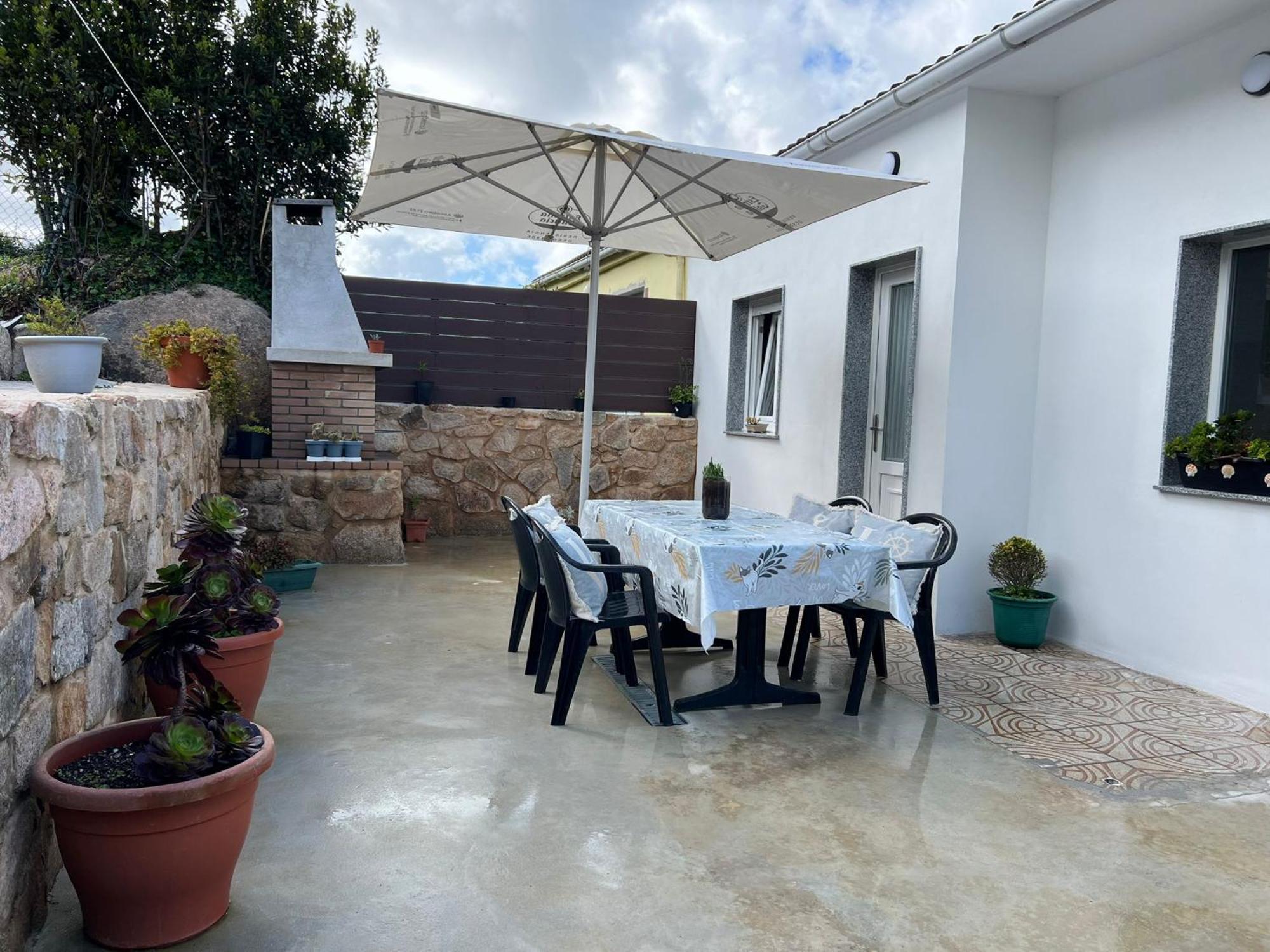 O Cobijo De Elva Villa Arou Buitenkant foto