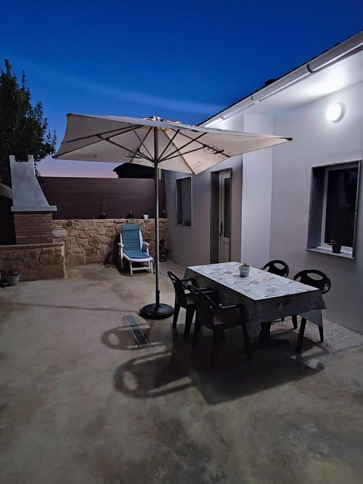 O Cobijo De Elva Villa Arou Buitenkant foto